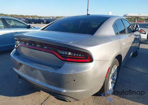 2015 Dodge Charger Se z USA, uszkodzony, nr VIN 2C3CDXBG8FH857051